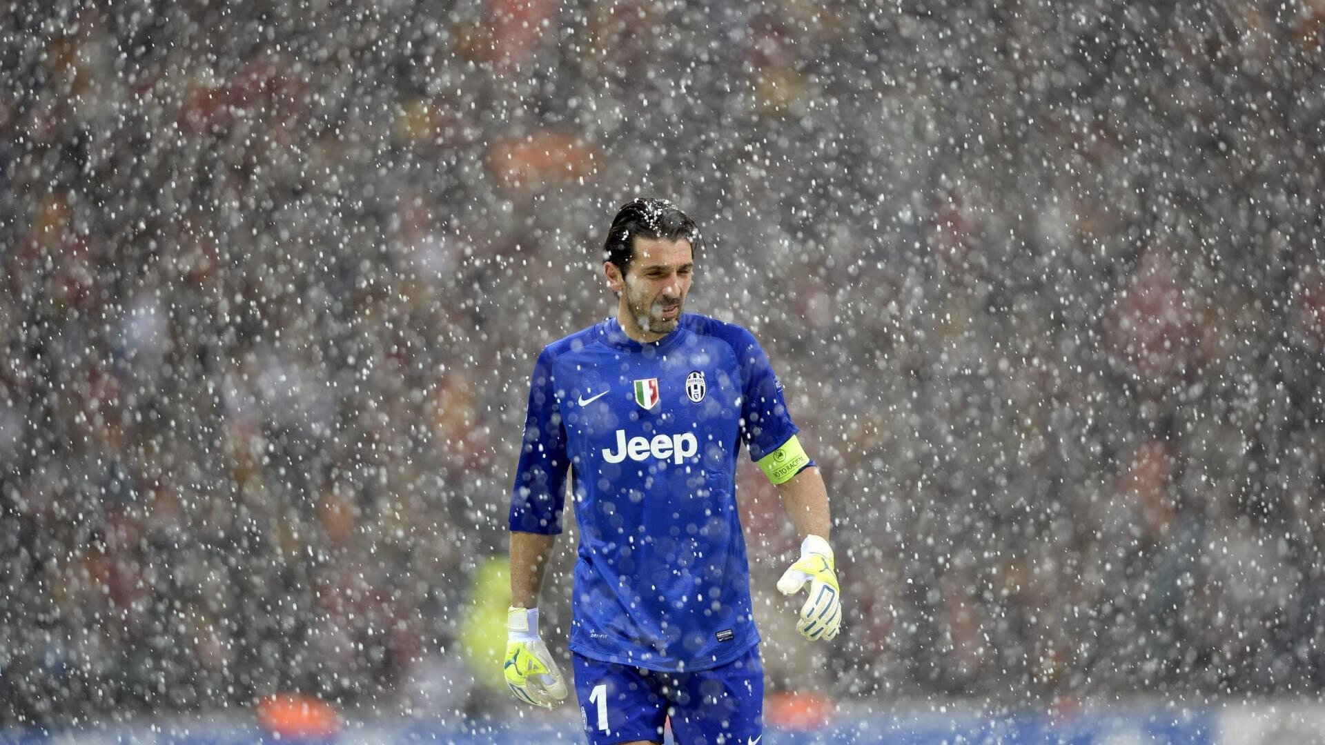 《【未来展望】虚拟偶像与真人主播联手，为电竞添彩》，虚拟偶像 虚拟主播