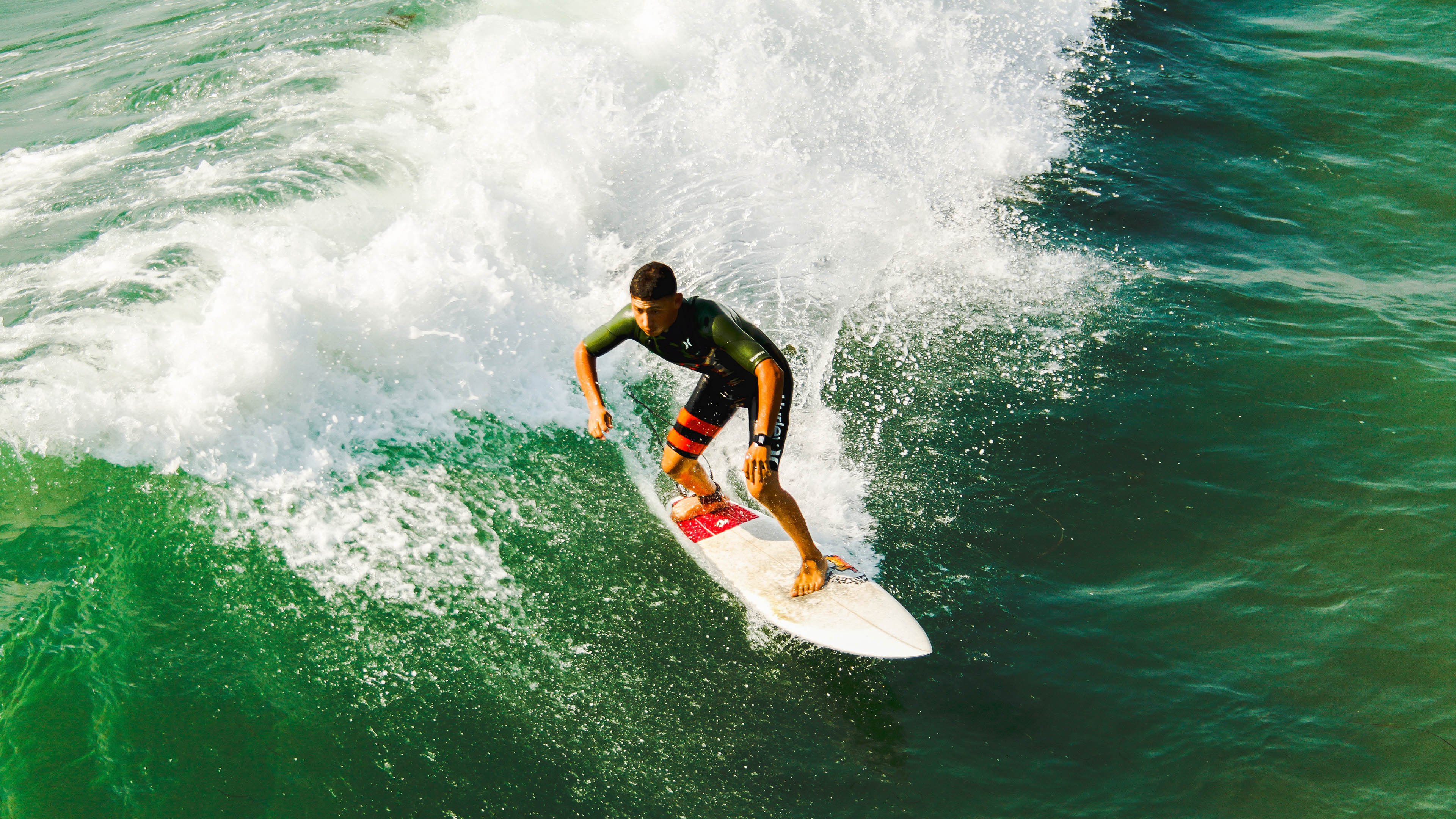 中国足球举办全国青少年足球夏令营，中国足球举办全国青少年足球夏令营比赛